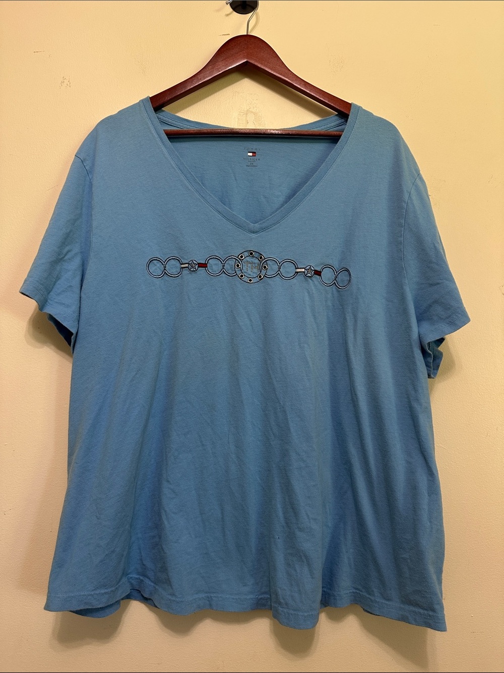 Tommy Hilfiger Light Blue V-Neck Short Sleeve Tee with Chain Motif